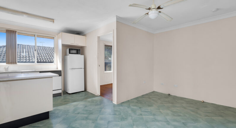 1 and 1A Turquoise Place, Eagle Vale NSW 2558