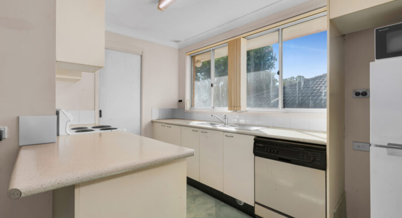 1 and 1A Turquoise Place, Eagle Vale NSW 2558