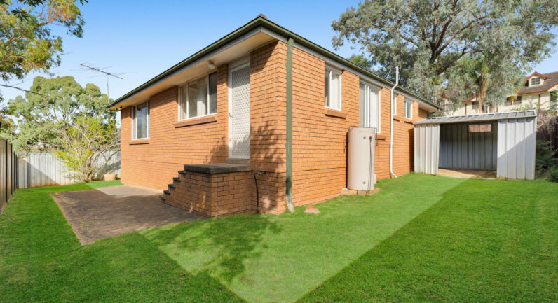 1 and 1A Turquoise Place, Eagle Vale NSW 2558