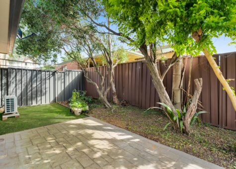 1 and 1A Turquoise Place