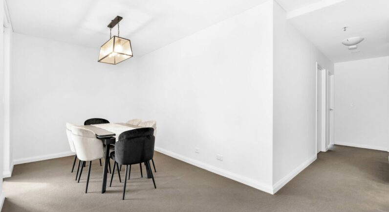 129/2 Browne Parade, Warwick Farm NSW 2170