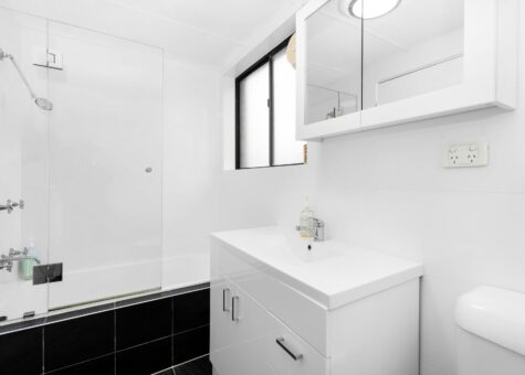 4/32 Old Hume Highway