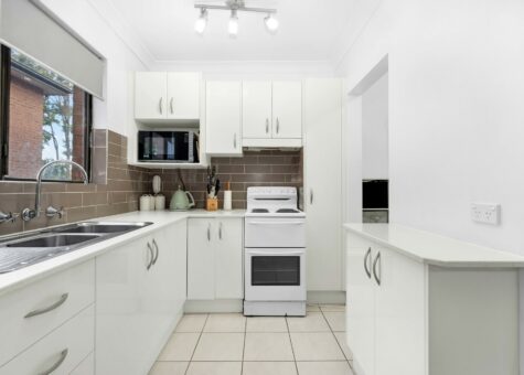 4/32 Old Hume Highway