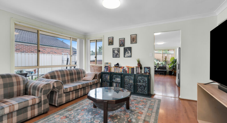 16 Bettong Place, St Helens Park NSW 2560