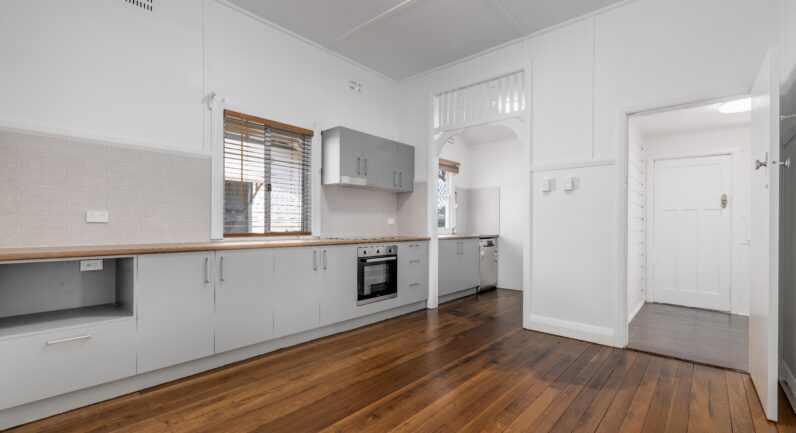 96 Broughton Street, West Kempsey NSW 2440