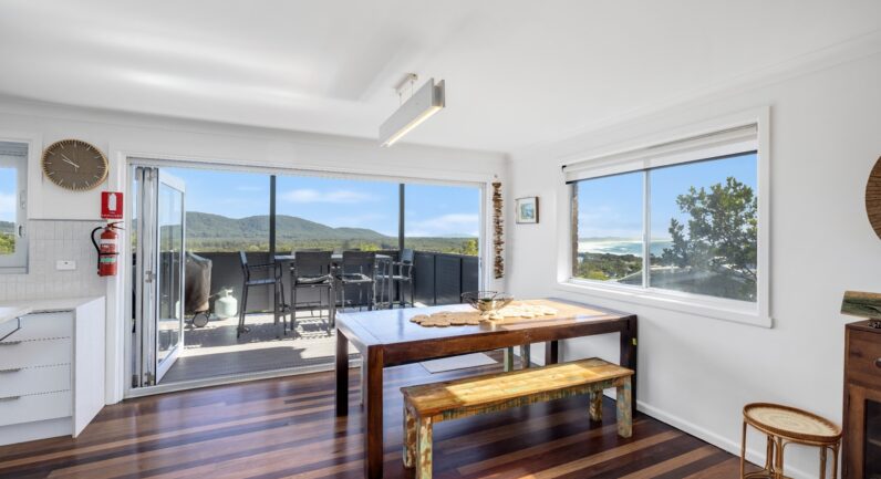 8 Comara Terrace, Crescent Head NSW 2440