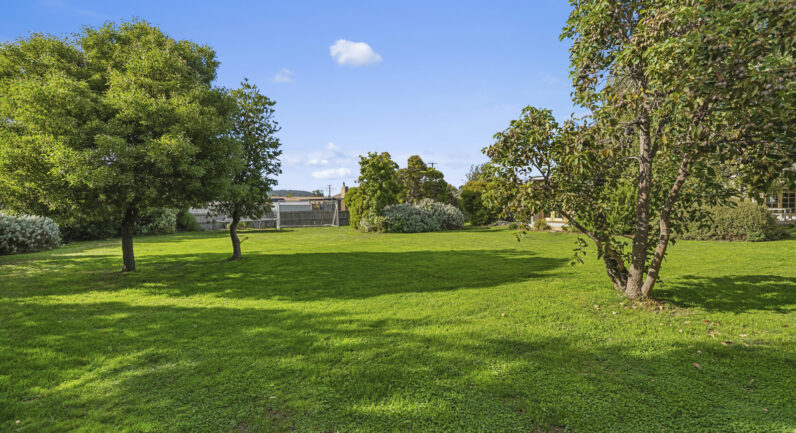 114 Beach Road, Margate TAS 7054