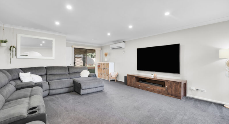 3 Cashmere Drive, Elderslie NSW 2570