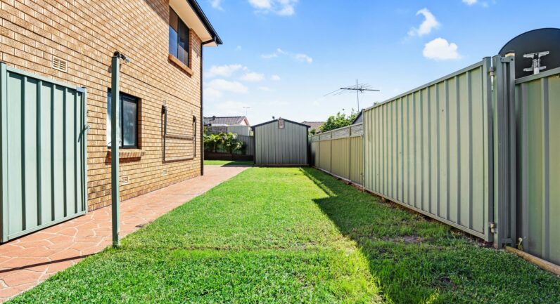 46 Manooka Crescent, Bradbury NSW 2560