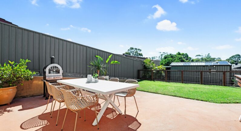 46 Manooka Crescent, Bradbury NSW 2560