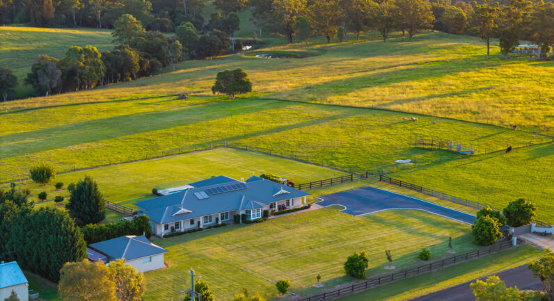 3 Crawford Creek Place, Razorback NSW 2571