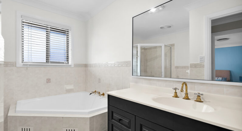 29 The Cascades Mount, Mount Annan NSW 2567