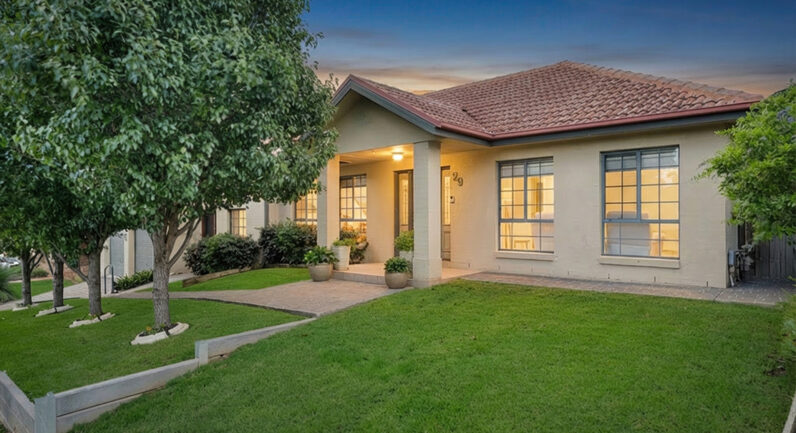 29 The Cascades Mount, Mount Annan NSW 2567