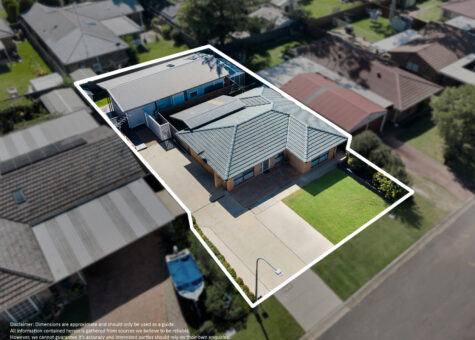 8 & 8a Mulgara Place