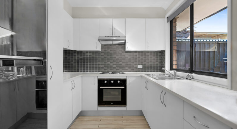 8 & 8a Mulgara Place, St Helens Park NSW 2560