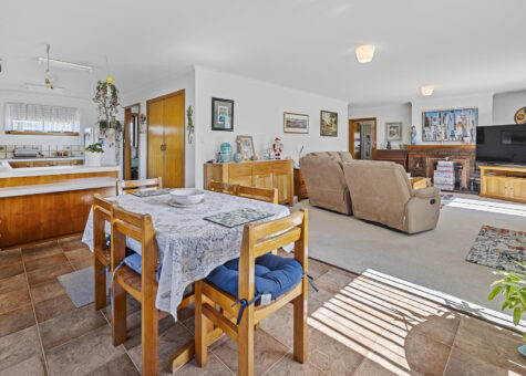 1749 Channel Highway