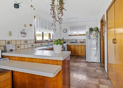 1749 Channel Highway