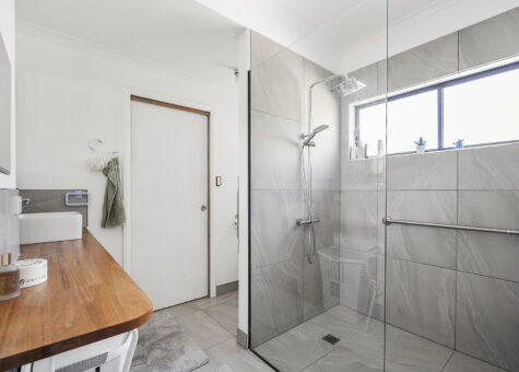 1749 Channel Highway