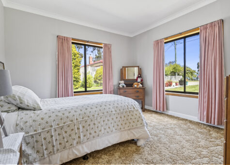 1749 Channel Highway