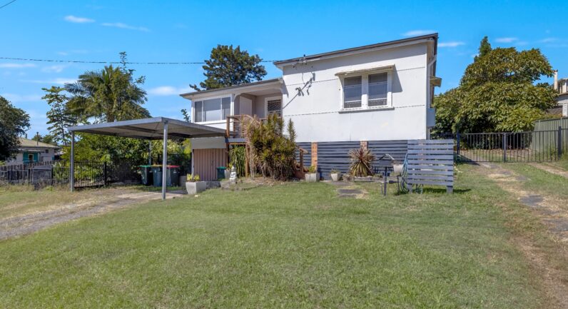 11 Carrington Street, West Kempsey NSW 2440