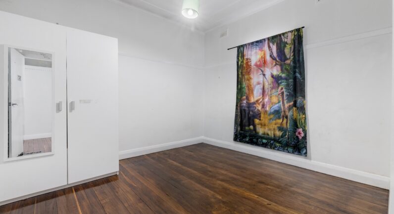 11 Carrington Street, West Kempsey NSW 2440