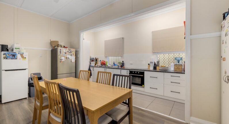 22 Cochrane Street, West Kempsey NSW 2440