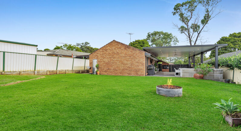 7 Nott Place, Mount Annan NSW 2567