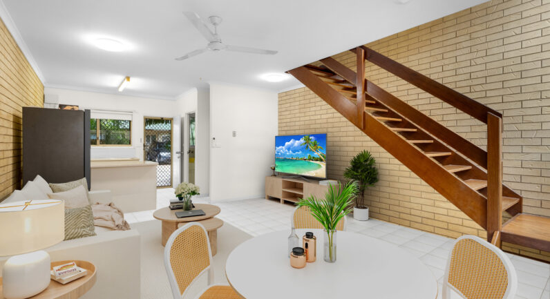 8/5 Grantala Street, Manoora QLD 4870