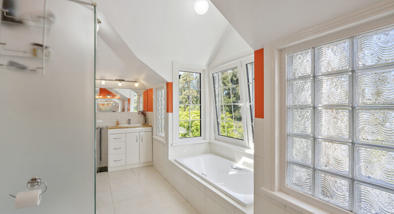 164 Saddle Road, Kettering TAS 7155