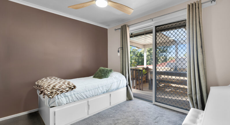 18 Fluorite Place, Eagle Vale NSW 2558