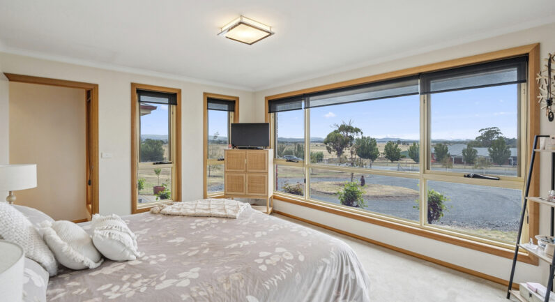 23 Starlight Drive, Cambridge TAS 7170