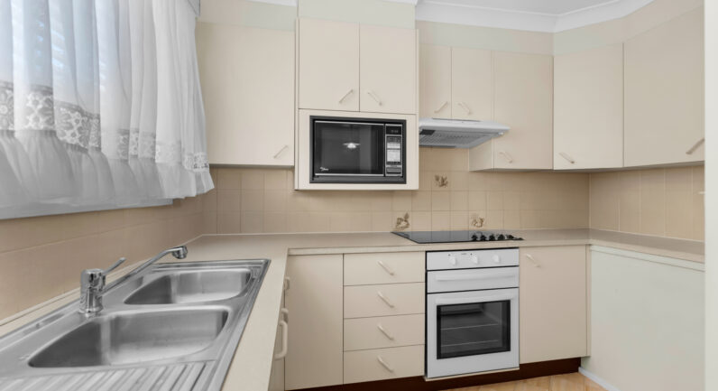 64 Macquarie Avenue, Campbelltown NSW 2560