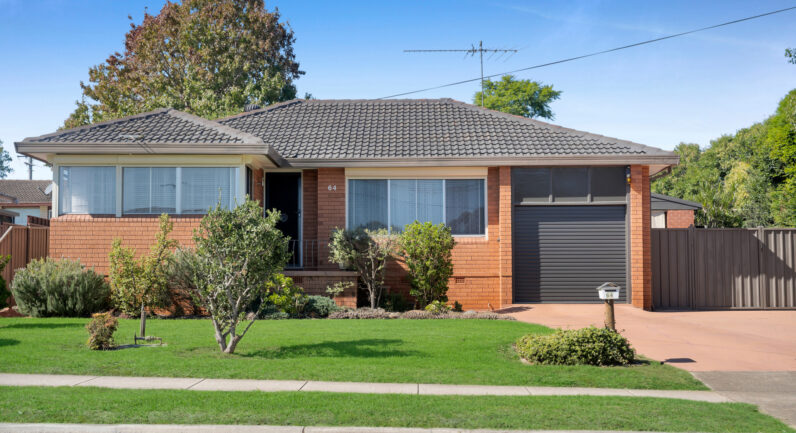 64 Macquarie Avenue, Campbelltown NSW 2560