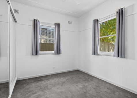 63 Tabrett Street