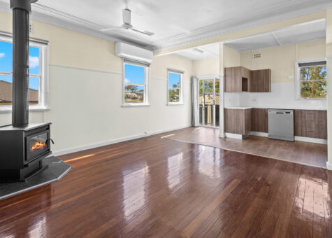 63 Tabrett Street