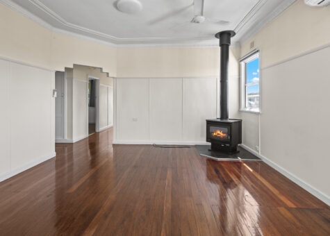 63 Tabrett Street