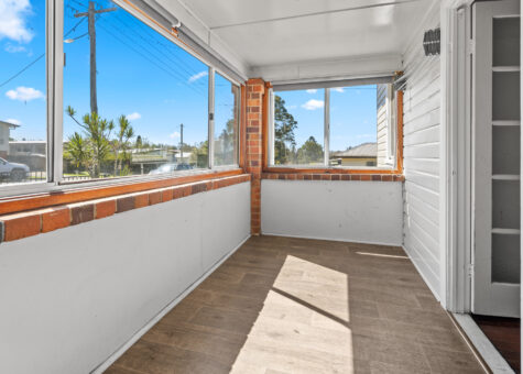 63 Tabrett Street