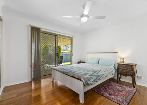 16 Reef Close