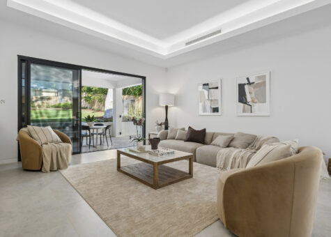 15 Greville Street