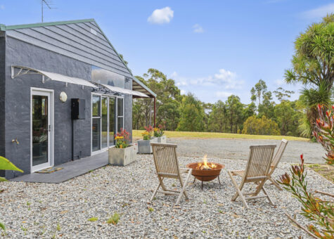 210 Groombridges Road