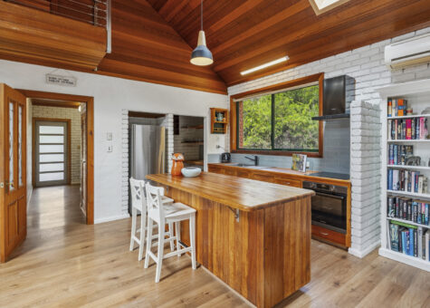 210 Groombridges Road