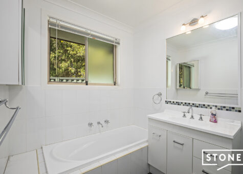 6 Jackwood Grove