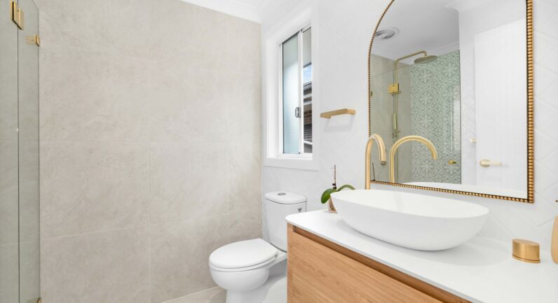 12 Langshan Street, Spring Farm NSW 2570