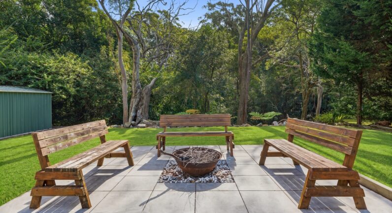 98 Kooloona Crescent, West Pymble NSW 2073