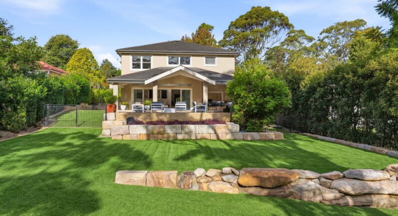 98 Kooloona Crescent, West Pymble NSW 2073