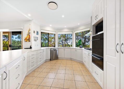 6 Birramal Drive