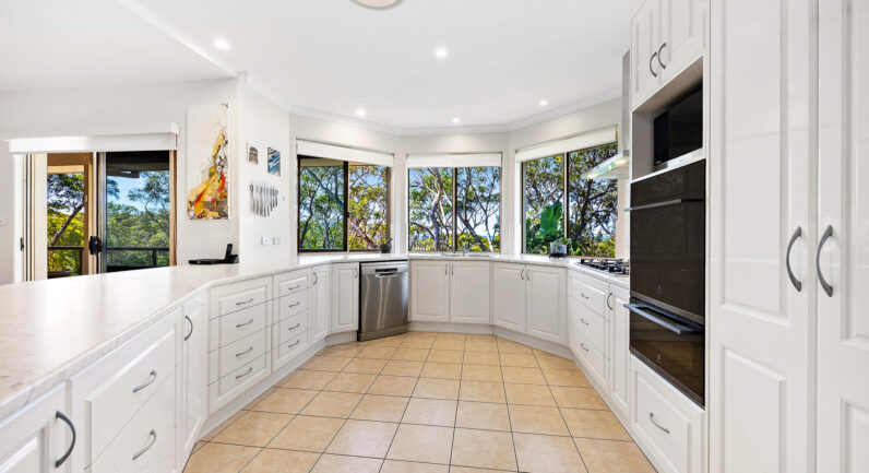 6 Birramal Drive, Dunbogan NSW 2443
