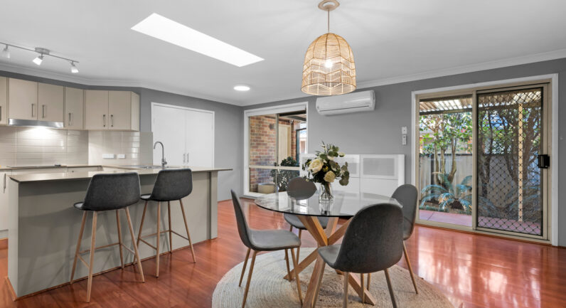 37 Withnell Crescent, St Helens Park NSW 2560