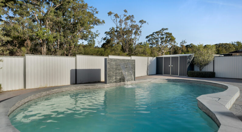 37 Withnell Crescent, St Helens Park NSW 2560