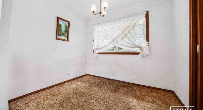 10 Burton Avenue, Northmead NSW 2152